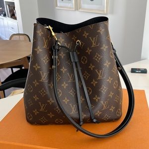Authentic Louis Vuitton Neo Noe